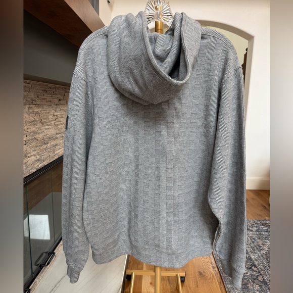 NWOT Alo Yoga Glenplaid Coliseum Hoodie Medium - Picture 2 of 3